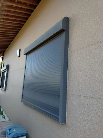 埼玉県蓮田市のお客様のシャッター・面格子・ルーバー工事　具体的な工事内容1