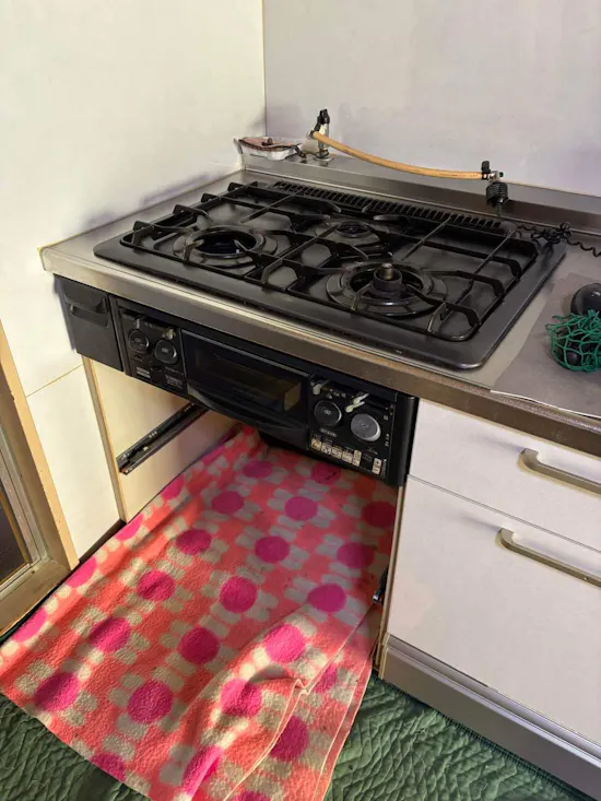 工事前　三重県桑名市のお客様のビルトインコンロ・ガスコンロ工事