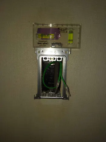 東京都青梅市のお客様のインターホン交換工事　具体的な工事内容4