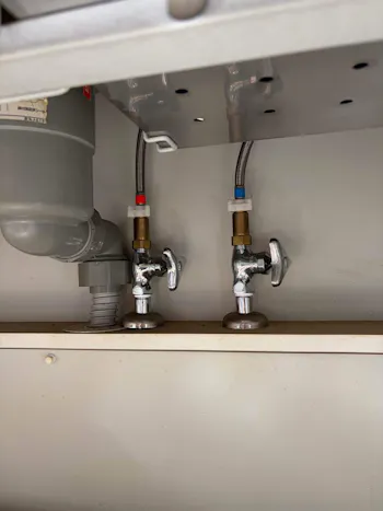 埼玉県桶川市のお客様のキッチン水栓交換工事　具体的な工事内容1