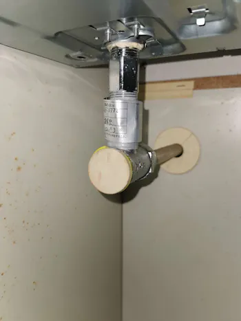 神奈川県横浜市のお客様のビルトインコンロ交換工事　具体的な工事内容2