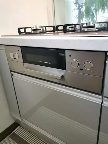 神奈川県横浜市のお客様のビルトインコンロ交換工事　具体的な工事内容4