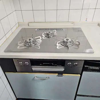 神奈川県横須賀市のお客様のビルトインコンロ交換工事