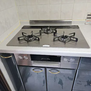 神奈川県横須賀市のお客様のビルトインコンロ交換工事