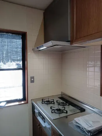 東京都青梅市のお客様のビルトインコンロ・レンジフード交換工事