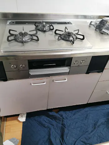 神奈川県平塚市のお客様のビルトインコンロ交換工事