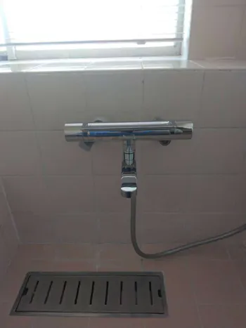 神奈川県横須賀市のお客様の浴室水栓交換工事