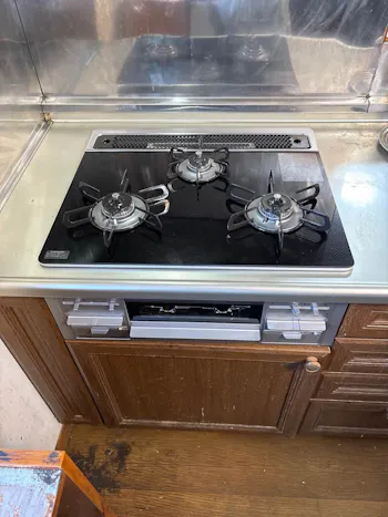 栃木県足利市のお客様のビルトインコンロ交換工事