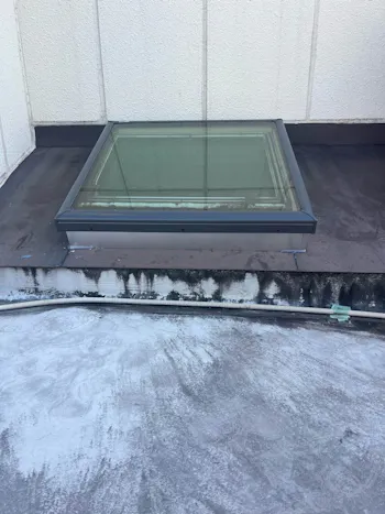 愛知県名古屋市熱田区のお客様の天窓雨漏り修理工事