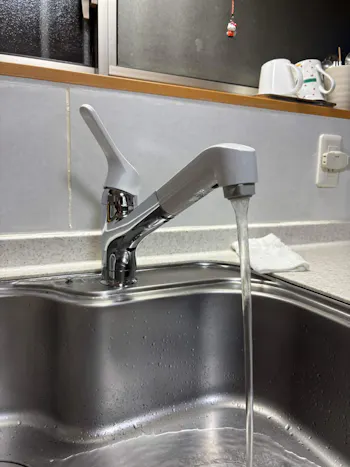 茨城県下妻市のお客様のキッチン水栓交換工事