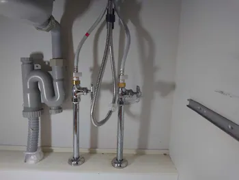 愛知県名古屋市のお客様のキッチン水栓工事　具体的な工事内容1