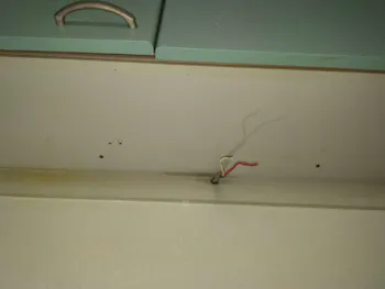 東京都昭島市のお客様のキッチン照明工事　具体的な工事内容2