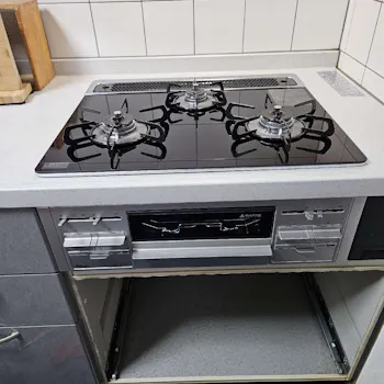 神奈川県横須賀市のお客様のビルトインコンロ工事