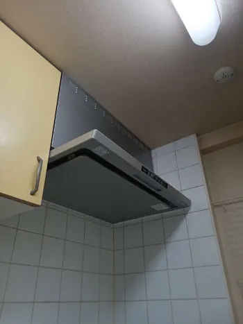 東京都日野市のお客様のレンジフード交換工事　具体的な工事内容1