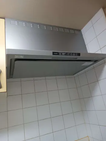 東京都日野市のお客様のレンジフード交換工事　具体的な工事内容2