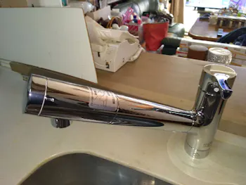 東京都福生市のお客様のキッチン水栓交換工事