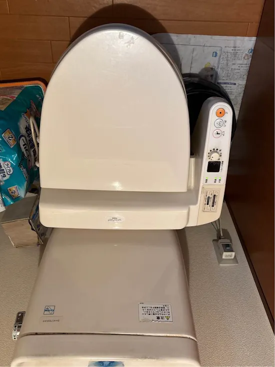 工事前　群馬県前橋市のお客様の便座交換工事