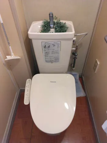 東京都福生市のお客様の浴室水栓交換及びシャワートイレ交換工事