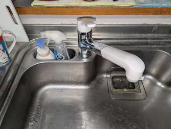 静岡県静岡市葵区のお客様のキッチン水栓工事