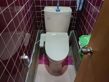 愛知県豊田市のお客様のトイレ便座取替工事