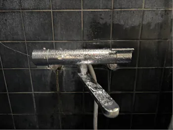 群馬県佐波郡のお客様の浴室混合栓交換工事　具体的な工事内容4