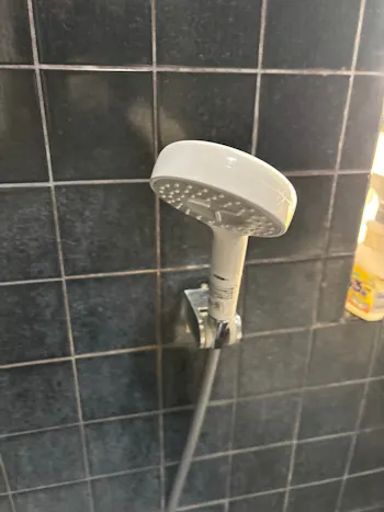 群馬県佐波郡のお客様の浴室混合栓交換工事　具体的な工事内容1