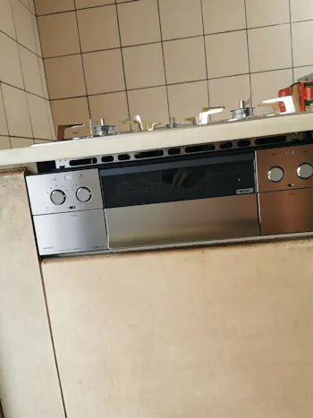 神奈川県茅ヶ崎市のお客様のビルトインコンロ交換工事　具体的な工事内容4