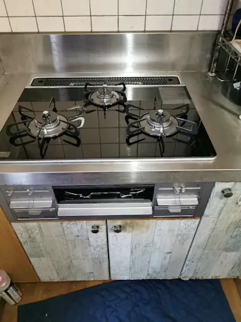 神奈川県伊勢原市のお客様のビルトインコンロ交換工事