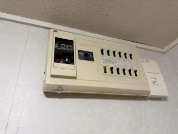 静岡県富士宮市のお客様のエアコン工事　具体的な工事内容1