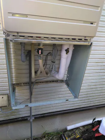 神奈川県座間市のお客様のガス給湯器工事