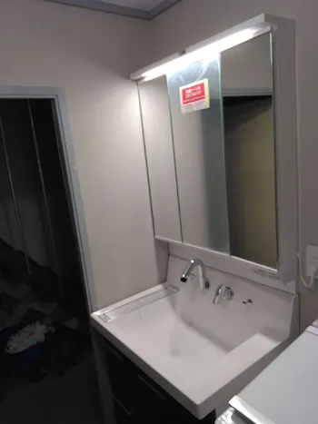 東京都昭島市のお客様の洗面化粧台交換工事