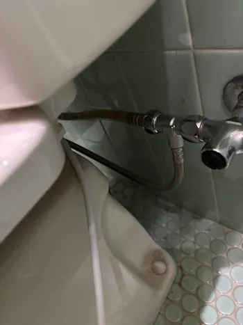 群馬県前橋市のお客様の便座交換工事　具体的な工事内容3