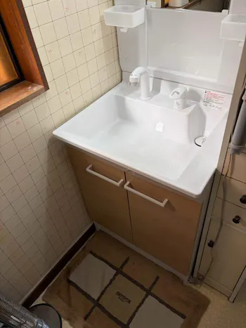 埼玉県北本市のお客様の洗面化粧台交換工事