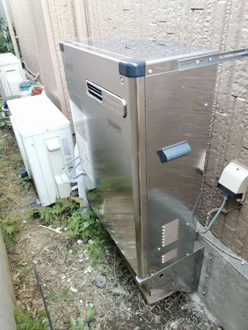 神奈川県中郡大磯町のお客様の給湯器工事