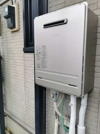 神奈川県藤沢市のお客様の給湯器工事