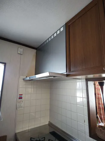 福島県いわき市のお客様のビルトインコンロ・レンジフードセット工事