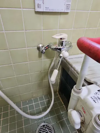 三重県四日市市のお客様の浴室水栓交換工事