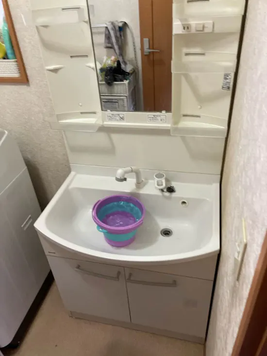 工事前　埼玉県朝霞市のお客様の洗面化粧台交換工事