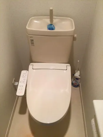 東京都青梅市のお客様のトイレの便座交換工事