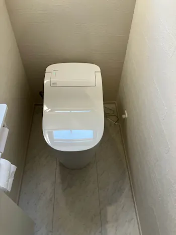 埼玉県三郷市のお客様のトイレ交換工事