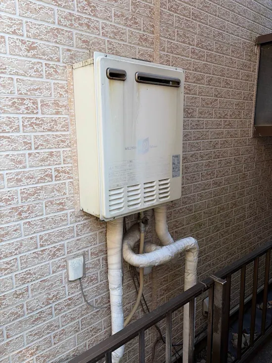 工事前　山梨県都留市のお客様の給湯器工事