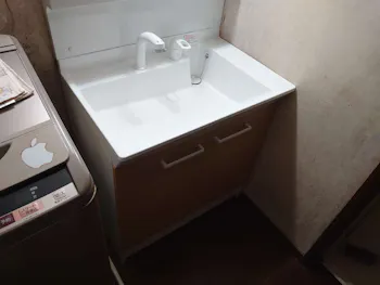 愛知県名古屋市のお客様の洗面化粧台交換工事　具体的な工事内容1