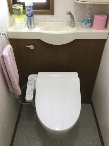 東京都羽村市のお客様の便座交換工事