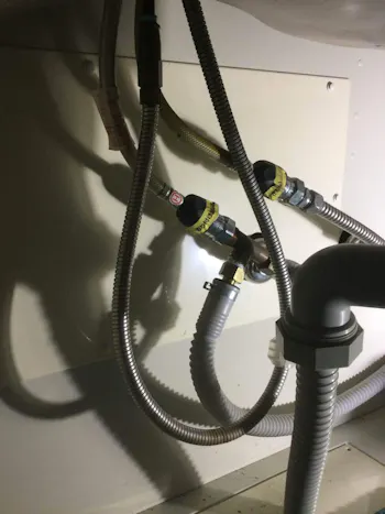 東京都青梅市のお客様のキッチン水栓交換工事　具体的な工事内容4