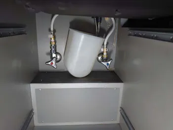 愛知県名古屋市のお客様のキッチン水栓交換工事　具体的な工事内容1