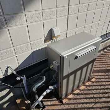 神奈川県横須賀市のお客様のガス給湯器工事