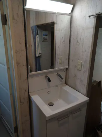 神奈川県横浜市泉区のお客様の洗面化粧台工事