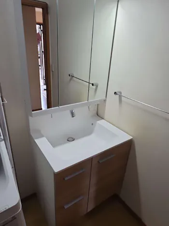 栃木県宇都宮市のお客様の洗面化粧台工事