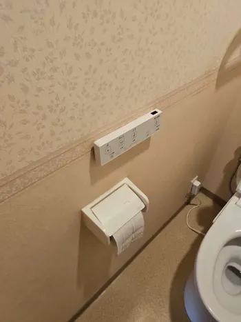 三重県津市のお客様の便座交換工事　具体的な工事内容1