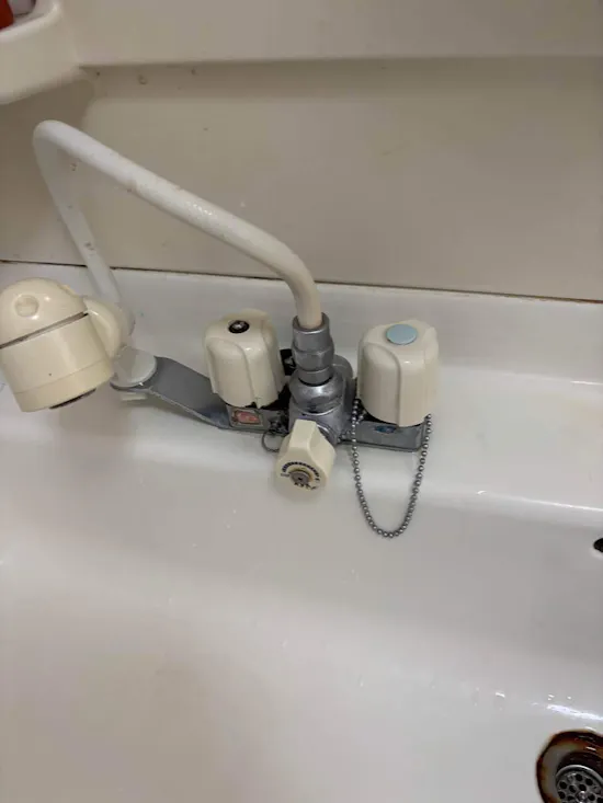 工事前　茨城県龍ヶ崎市のお客様の浴室水栓工事